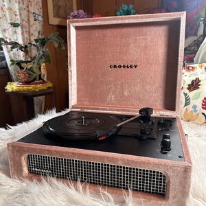 Crosley • Voyager Crushed Pink Velvet Suitcase Style Portable Record Player